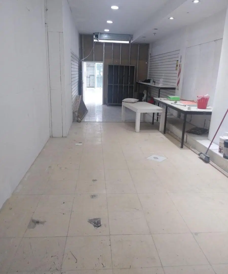 Corrientes y Pasteur excelente local. 360m² 5