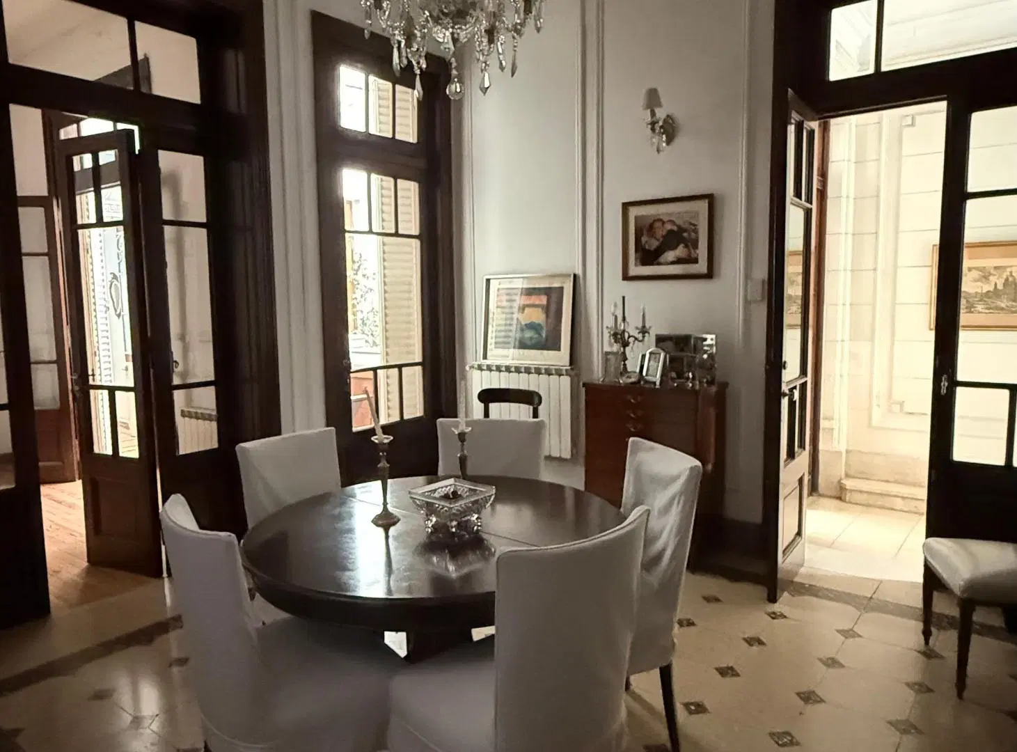 CASA EN VENTA - 12 y 48 La Plata. 2 Plantas - Cocina Gastronómica. 3