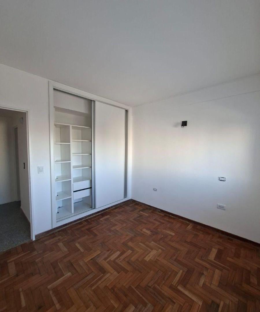 Foto de Departamento en alquiler calle 7 y 41 La Plata, imagen 4