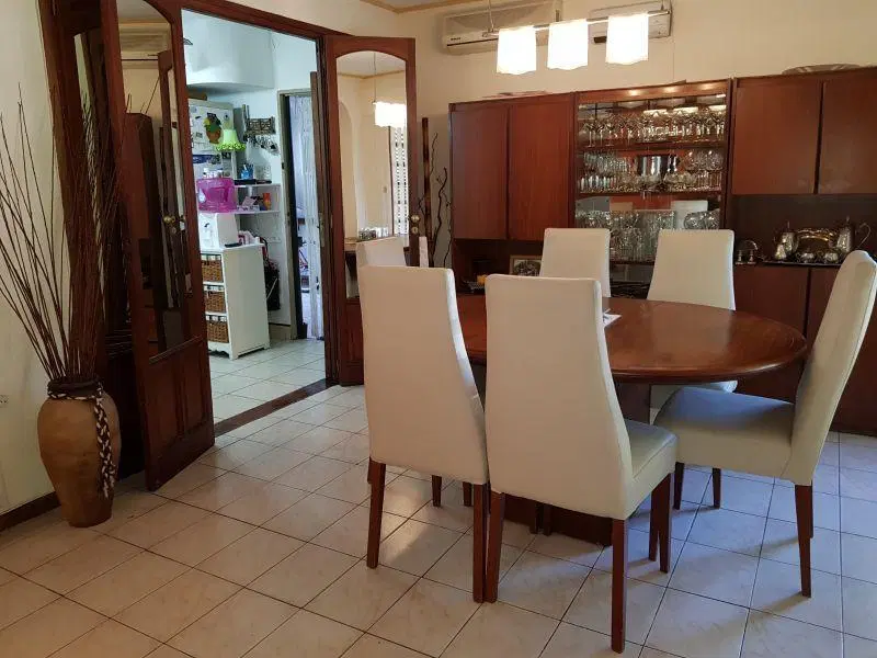Casa 4 ambientes. | PUNCHAUCA al 100 5