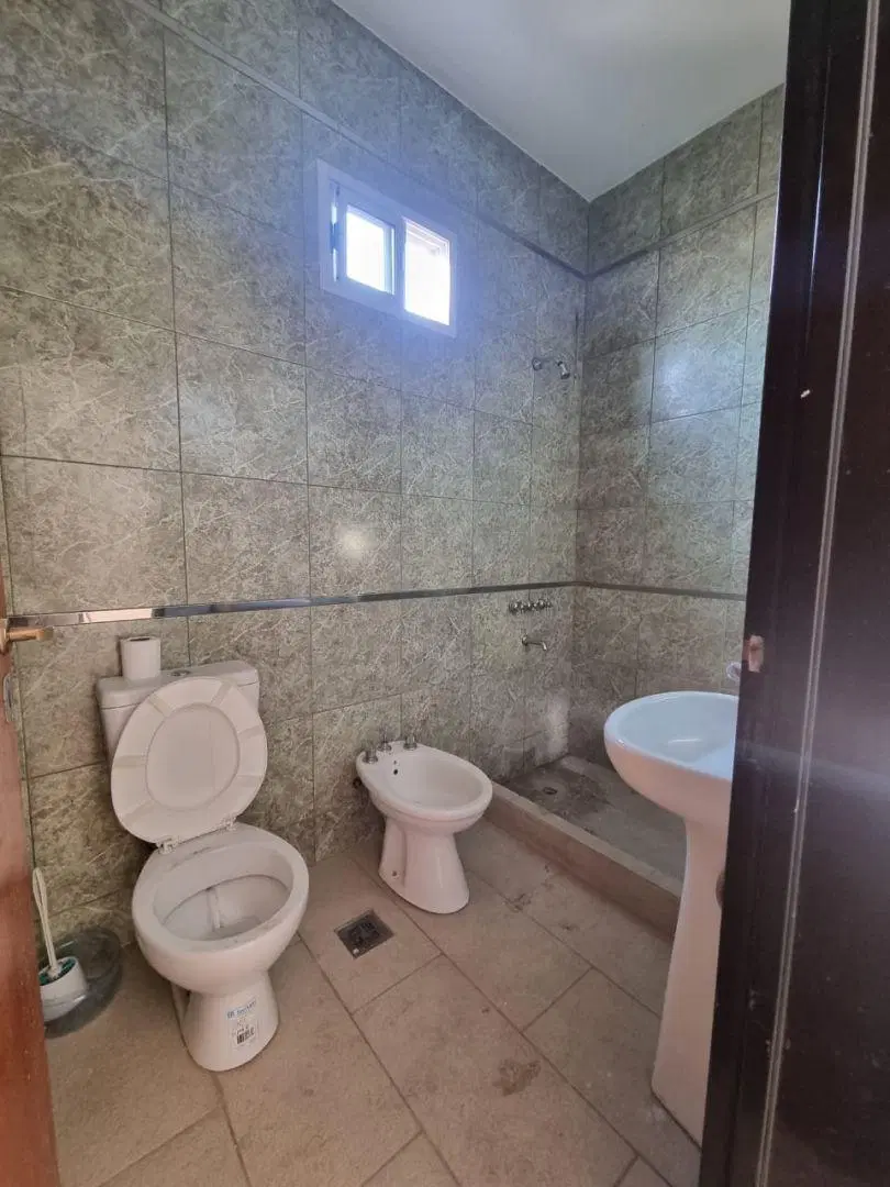 Casa 4 ambientes. | ZINNY al 4700 3
