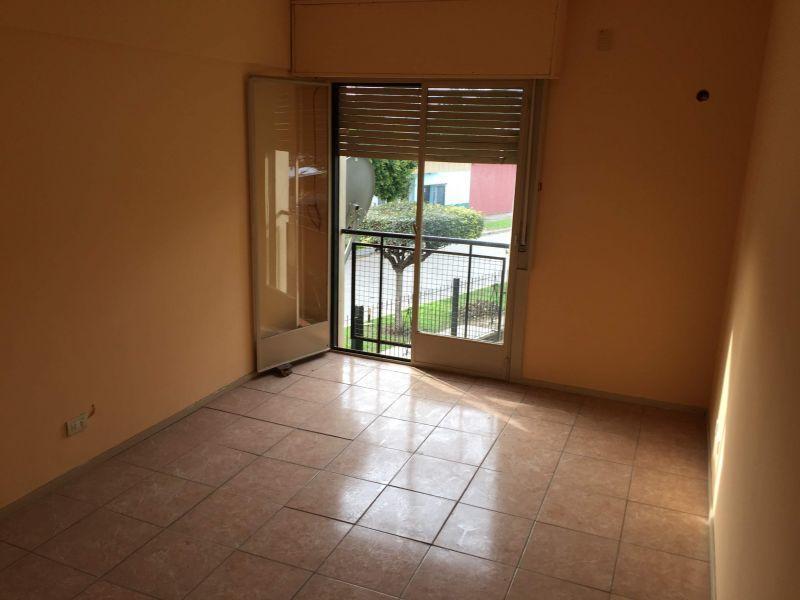 Departamento 2 ambientes. | DR. EIZAGUIRRE al 4400