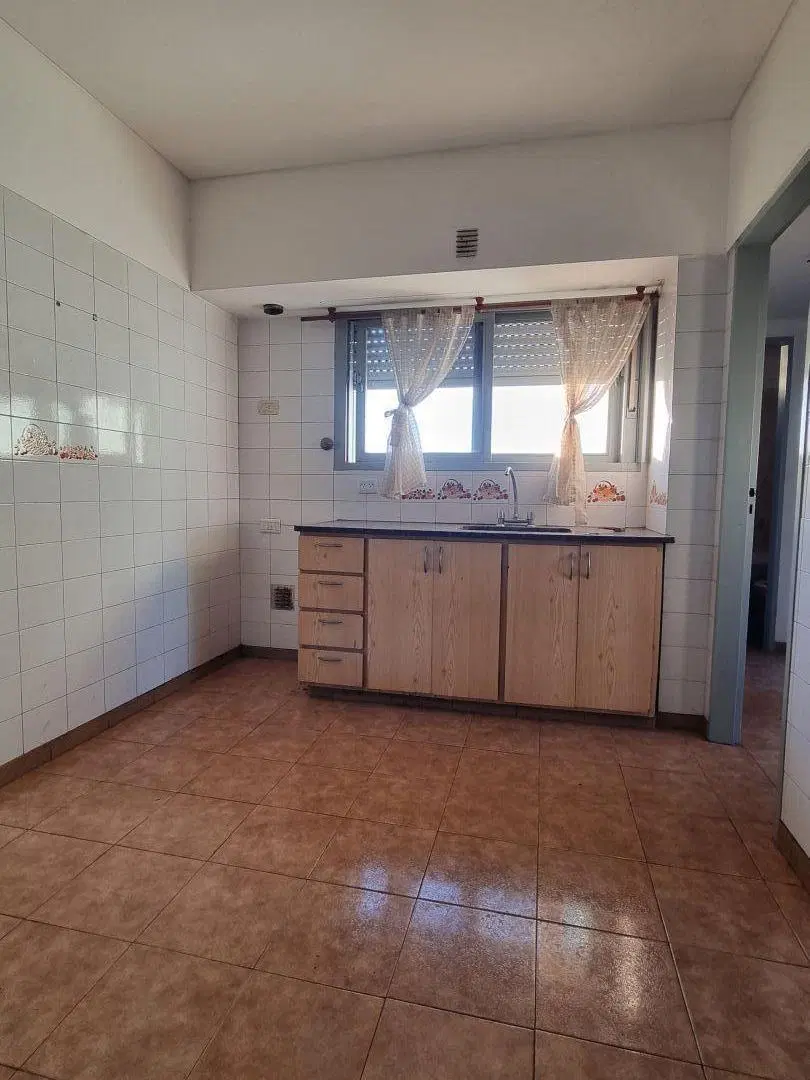 Departamento 3 ambientes. | AV. DE MAYO al 2300 3