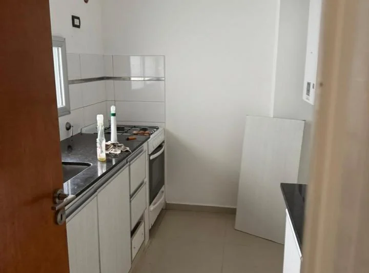 Arquiler- Departemnto contrafrente- calle 40 e/ 14 y 15 2