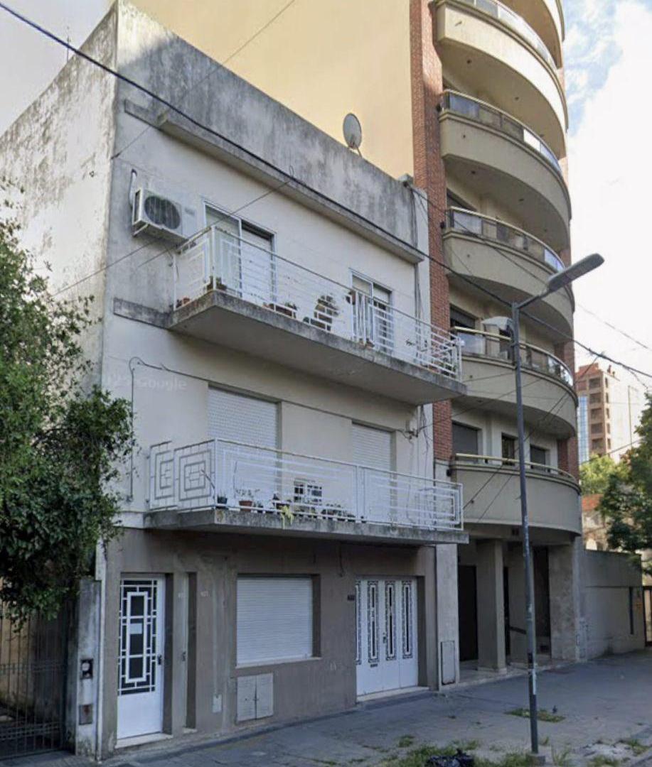 Venta-Oportunidad!-PH de dos Dormitorios en planta baja-Calle 45 nº933 e/13 y 14-La Plata