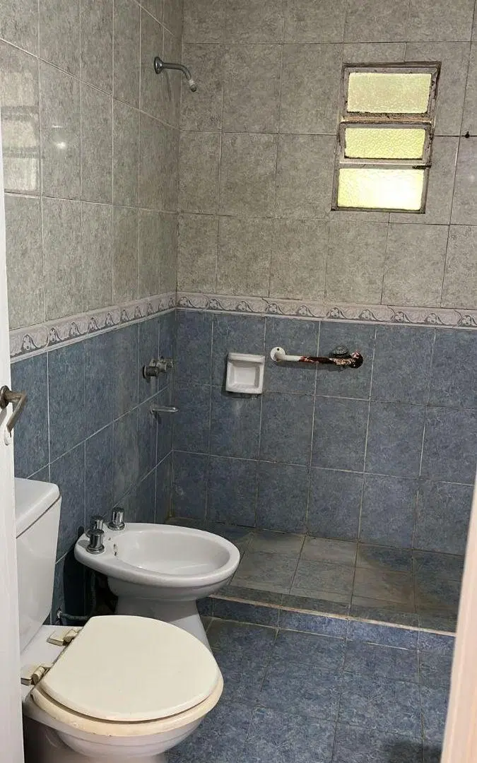 Venta- CASA 501 e/ 16 y 17- MANUEL B. GONNET 2