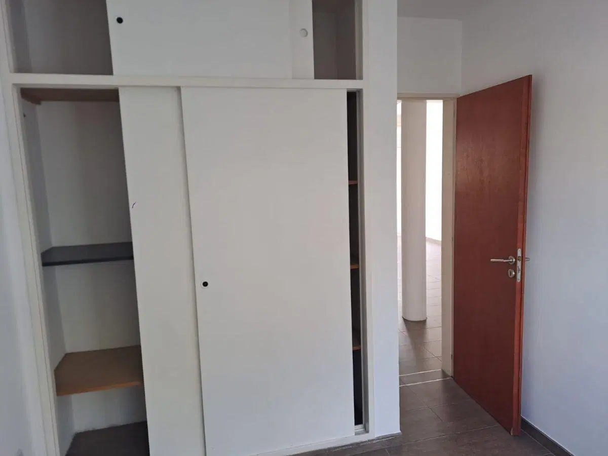 ALQUILER, Gonnet, 502 y 15. Depto 1er Piso, 4