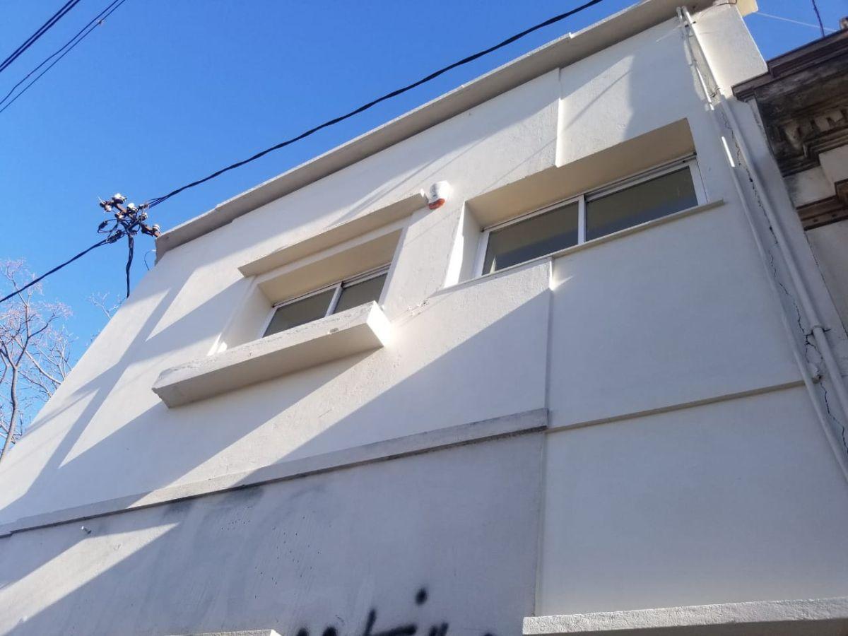 VENTA-Calle 1 y 37. Departamento c/terraza propia