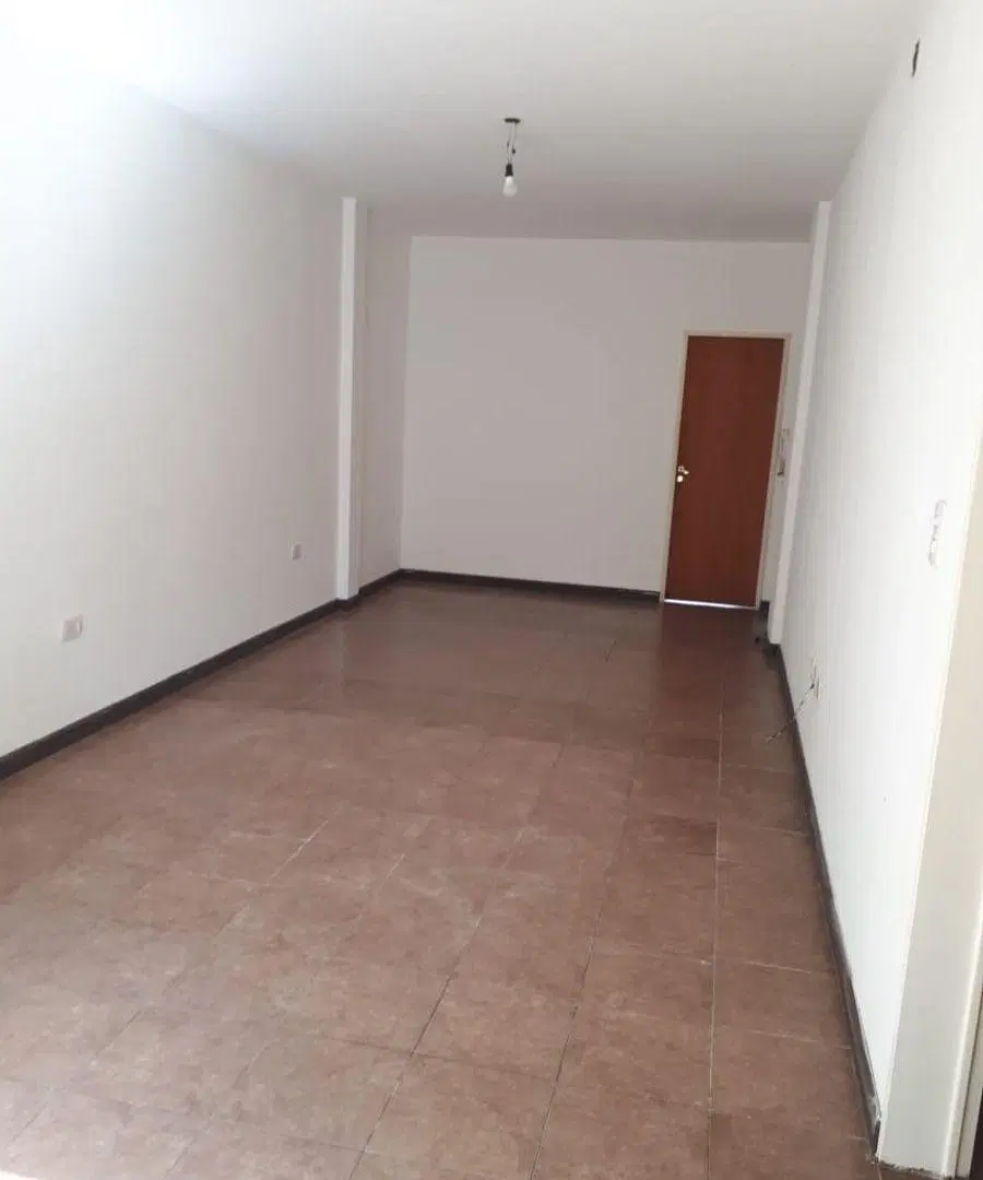 ALQUILER- Depto 115bis e/ 32 y 33 5