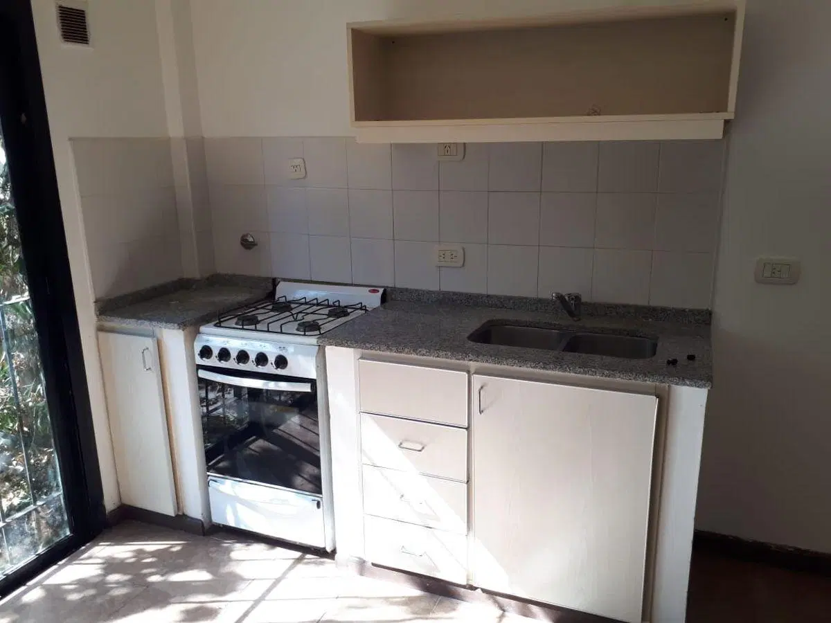 ALQUILER- Depto 115bis e/ 32 y 33 2