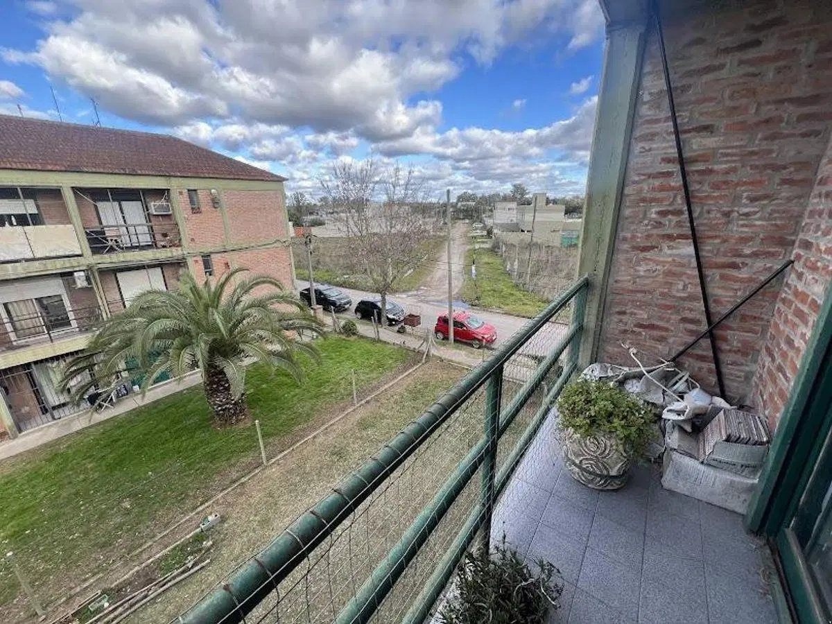 Venta -Alquiler – Departamento dos Dormitorios-Calle 31 e/495 y 500 -Manuel B.Gonnet -Apto Banco 3