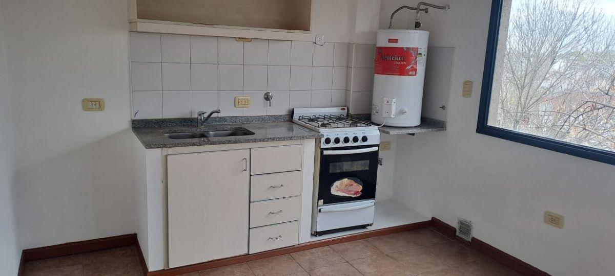 Foto de Venta -Departamento un dormitorio c/Balcon-Ubicado en calle 67 Nro 483, imagen 2