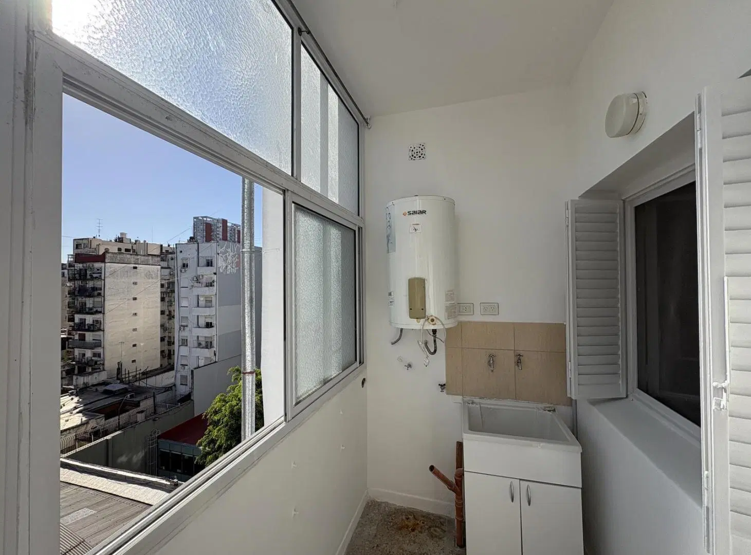 Departamento en Balvanera 4