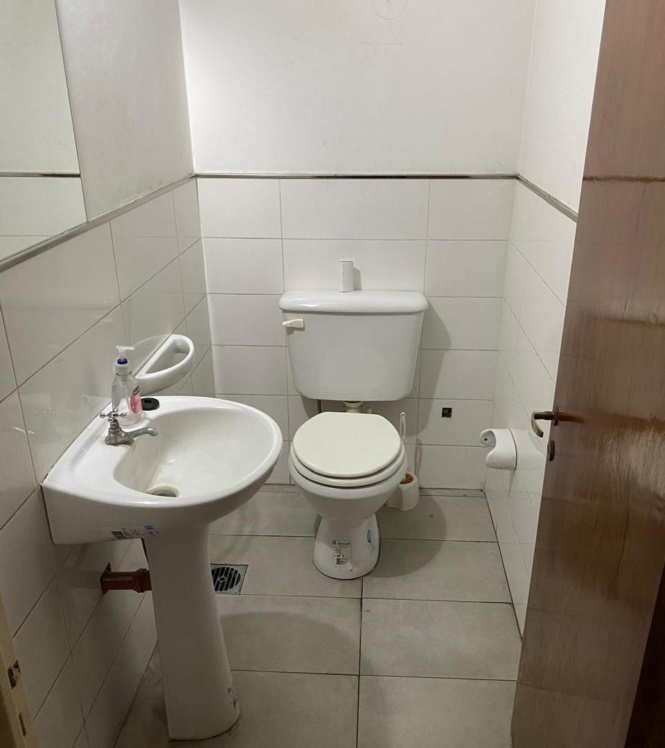 Foto de Local comercial en excelente zona comercial del Centro de Florencio, imagen 2