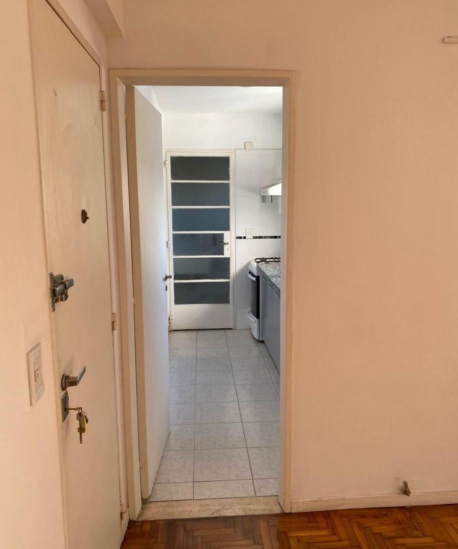 Foto de Departamento en alquiler de 2 Ambientes sobre Peatonal Rivadavia, imagen 1