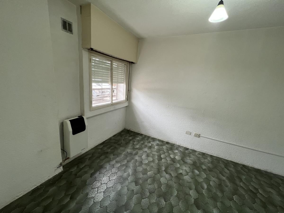 Foto de Departamento en alquiler en Condarco, Temperley, imagen 3