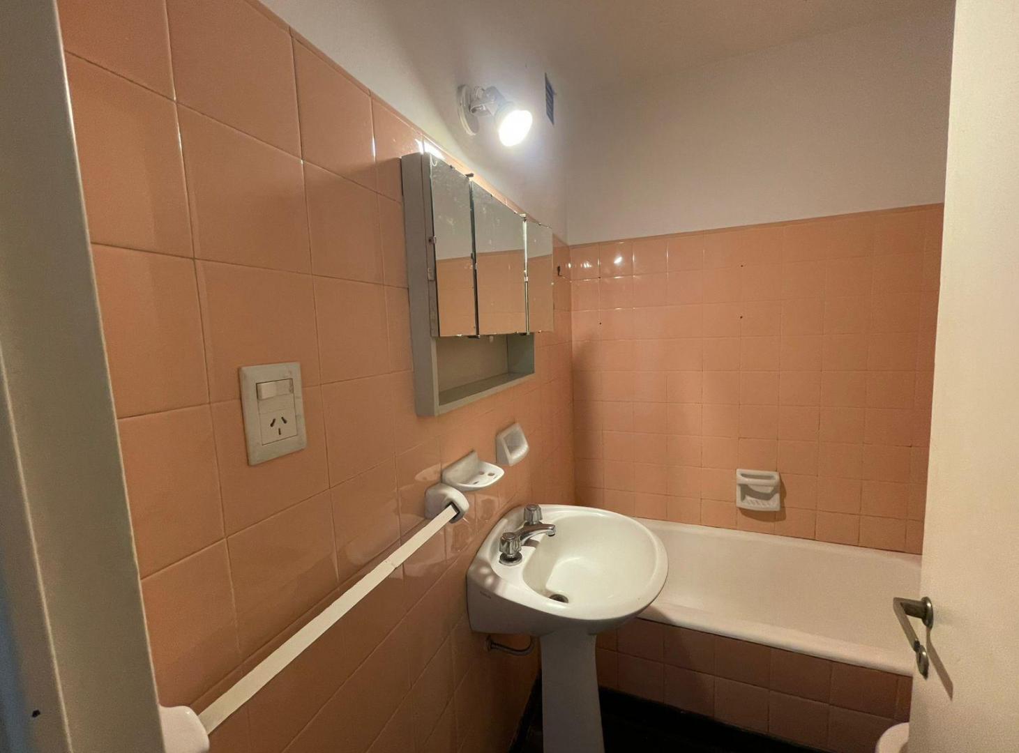 Foto de DEPARTAMENTO EN ALQUILER EN ADROGUÉ, imagen 5