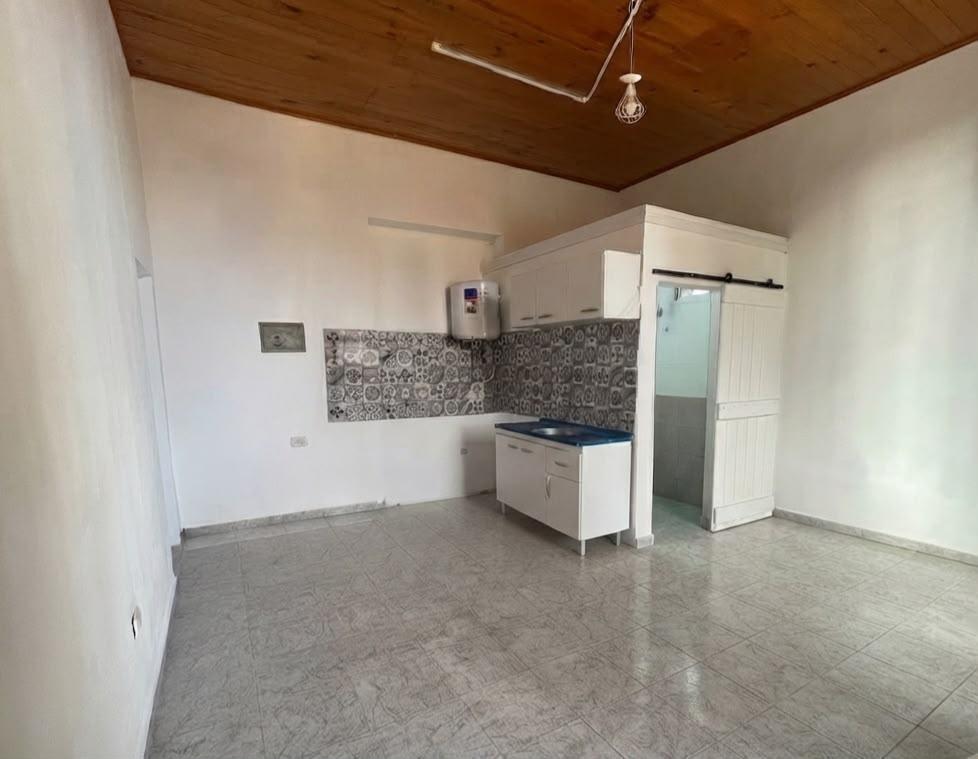 Foto de DEPARTAMENTO MONOAMBIENTE EN ALQUILER EN JOSÉ MARMÓL, imagen 4