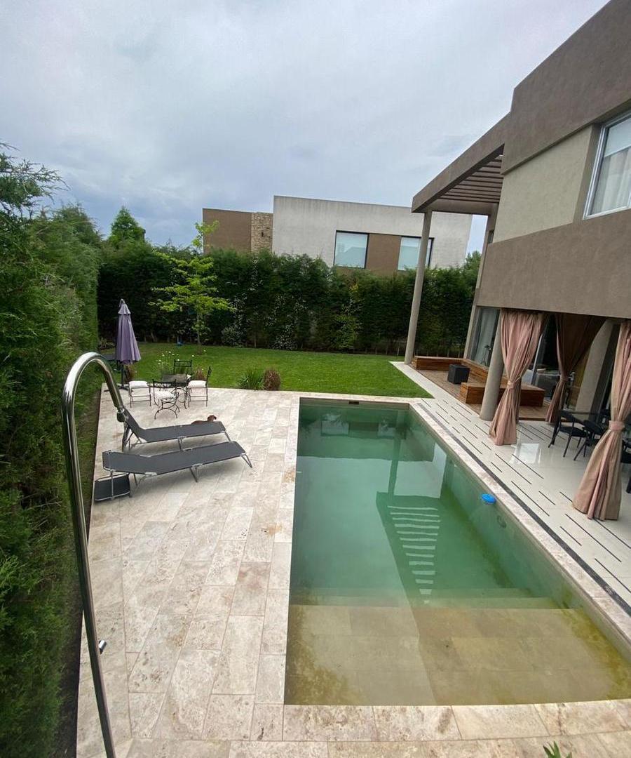Foto de CASA EN VENTA EN ADROGUÉ CHICO, imagen 1