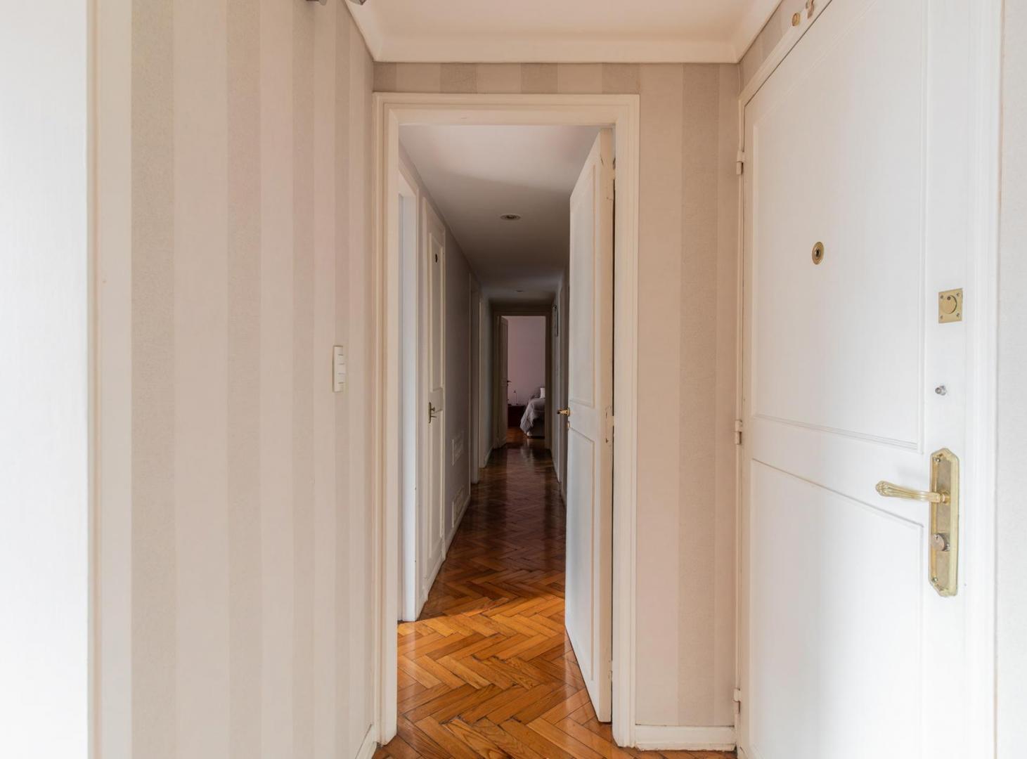 Foto de Alto Palermo Departamento 4 dormitorios mas dependencias, imagen 5