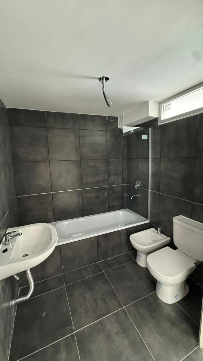Un Dormitorio Thedy 245 Bis Puerto Norte Alto Rosario 4