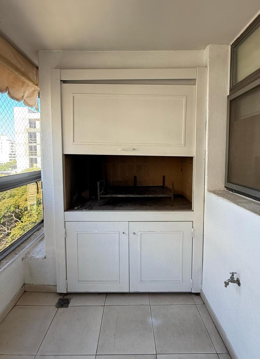 Venta Departamento 3 Dorm. Zona Rio 158 m² con Cochera y Baulera 1