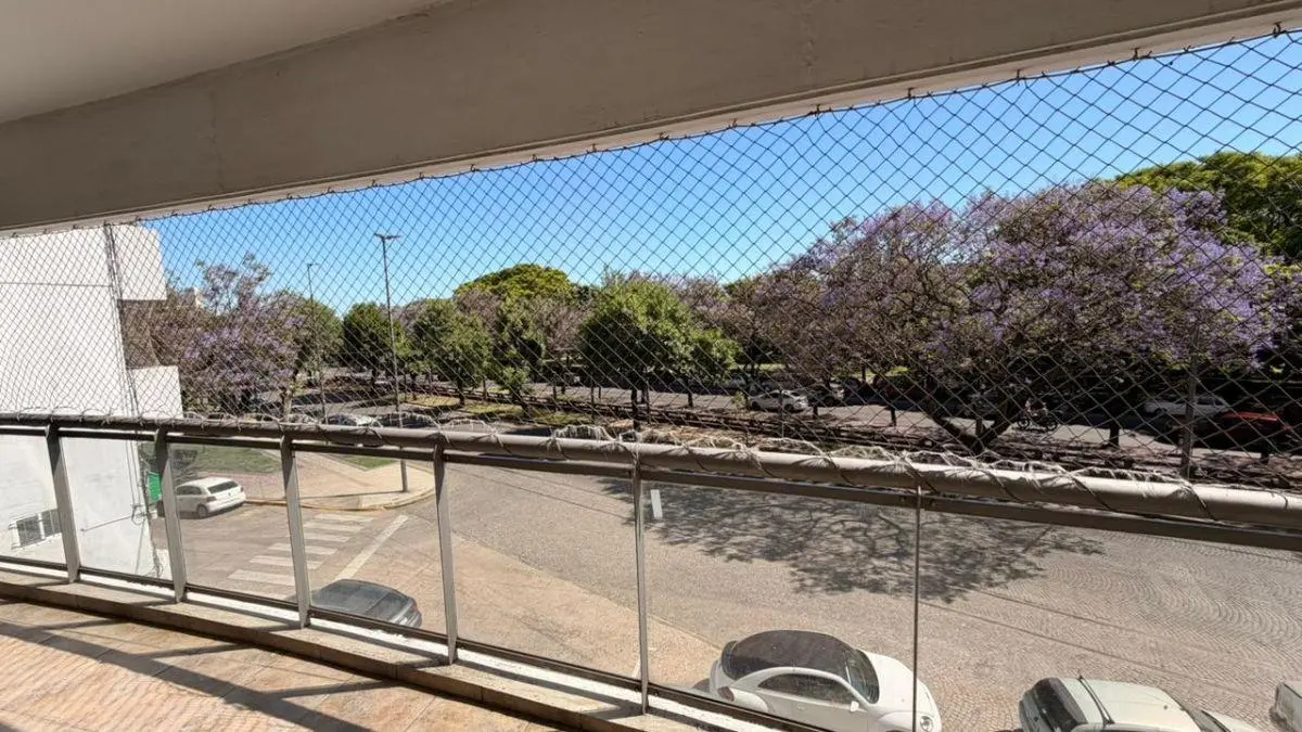 VENTA DEPARTAMENTO 3 DORMITORIOS, CALIDAD LATTUCA, PRIMERA LINEA DEL RIO 205 M2 EXCLUSIVOS MAS 36M2 5