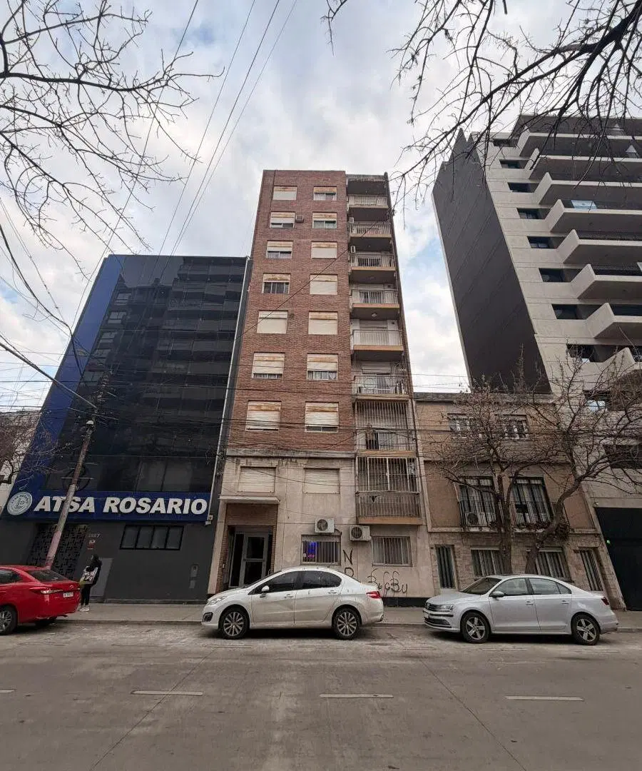 ALQUILER - DEPARTAMENTO 2 DORMITORIOS AL FRENTE BARRIO LOURDES 3