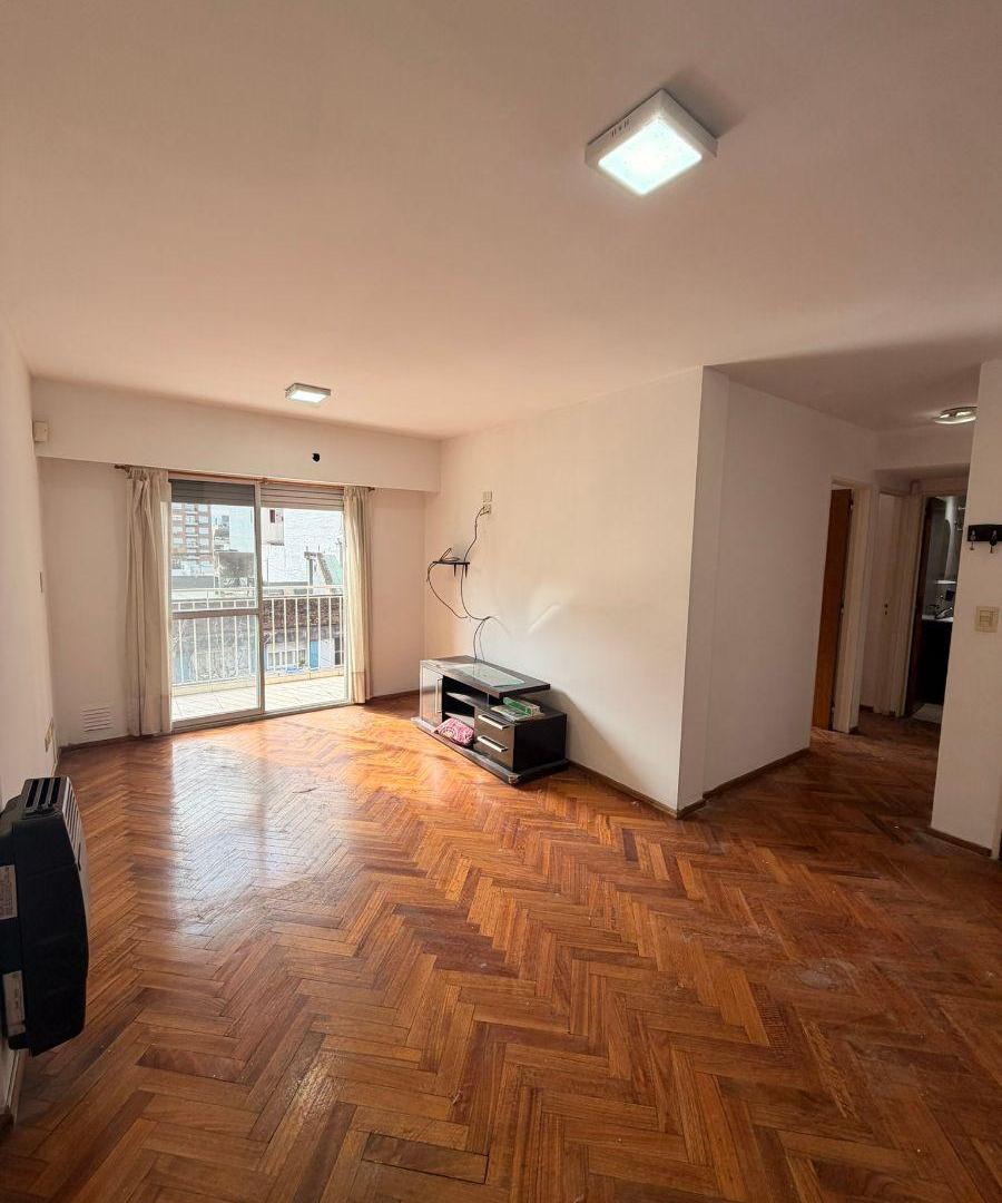Foto de ALQUILER - DEPARTAMENTO 2 DORMITORIOS AL FRENTE BARRIO LOURDES, imagen 1