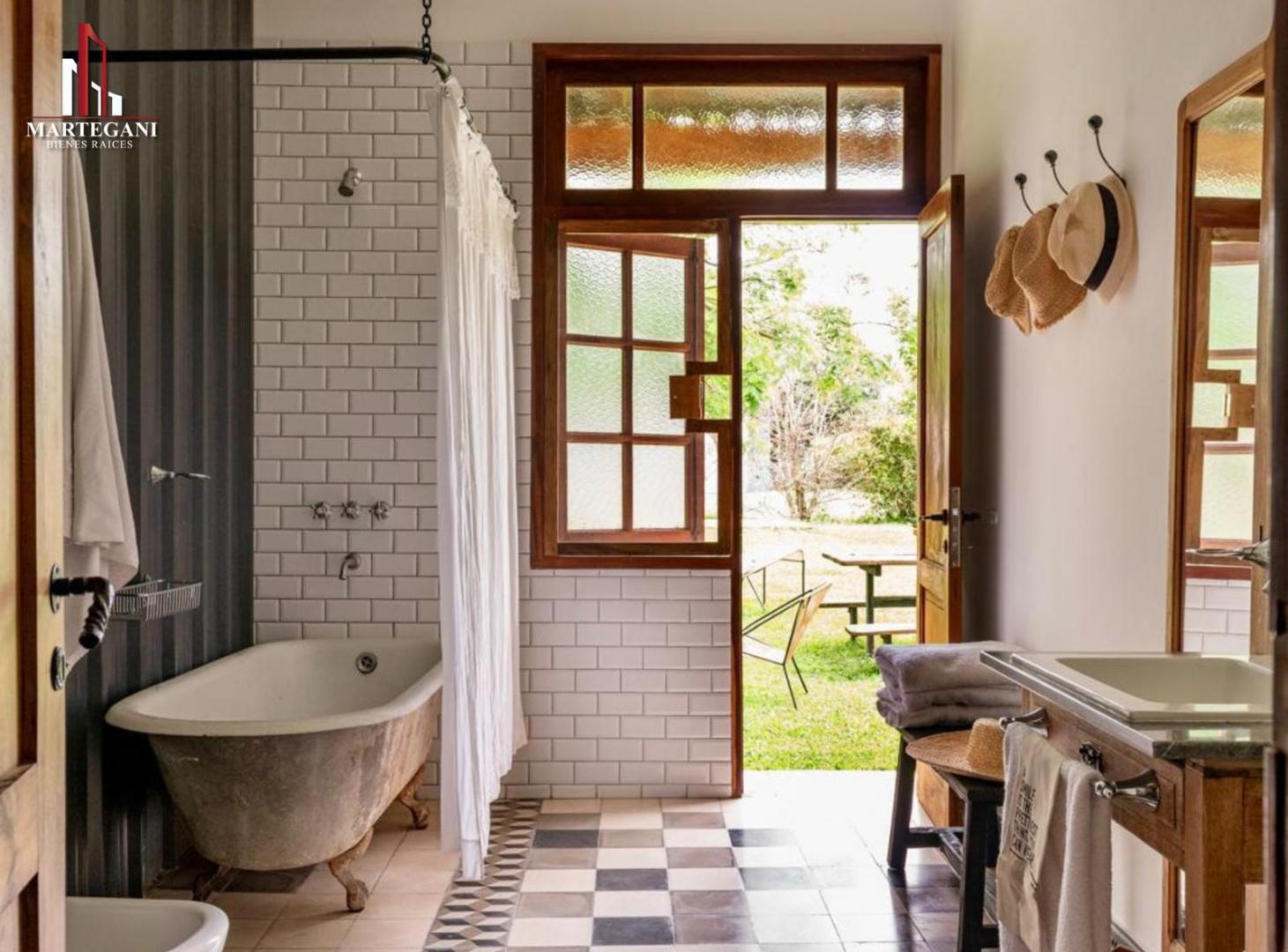 Foto de Alquiler Casa Quinta Estilo Colonial en Barrio Buena Vista, Santa Ana, imagen 4