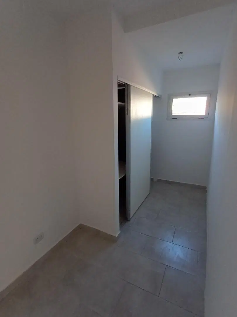 Departamento de 2 ambientes y medio, en venta 3
