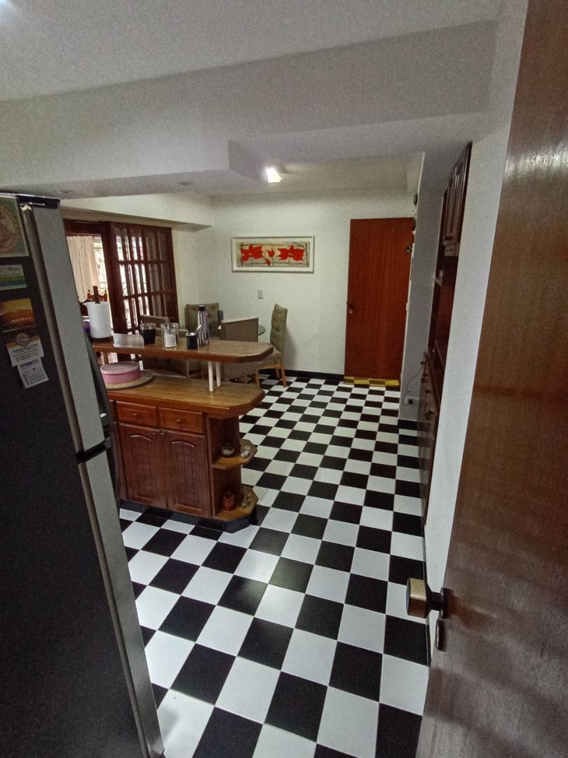 Foto de Departamento de 4 AMB en venta, imagen 1