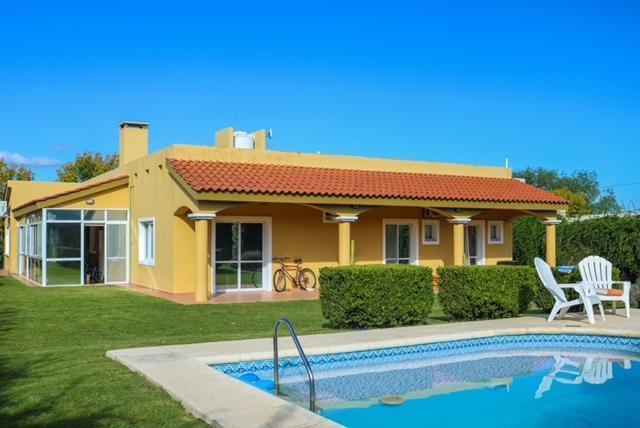 Casa San Isidro Villa Allende 3 Dorm. Escritorio Pileta Una Sola Planta 5