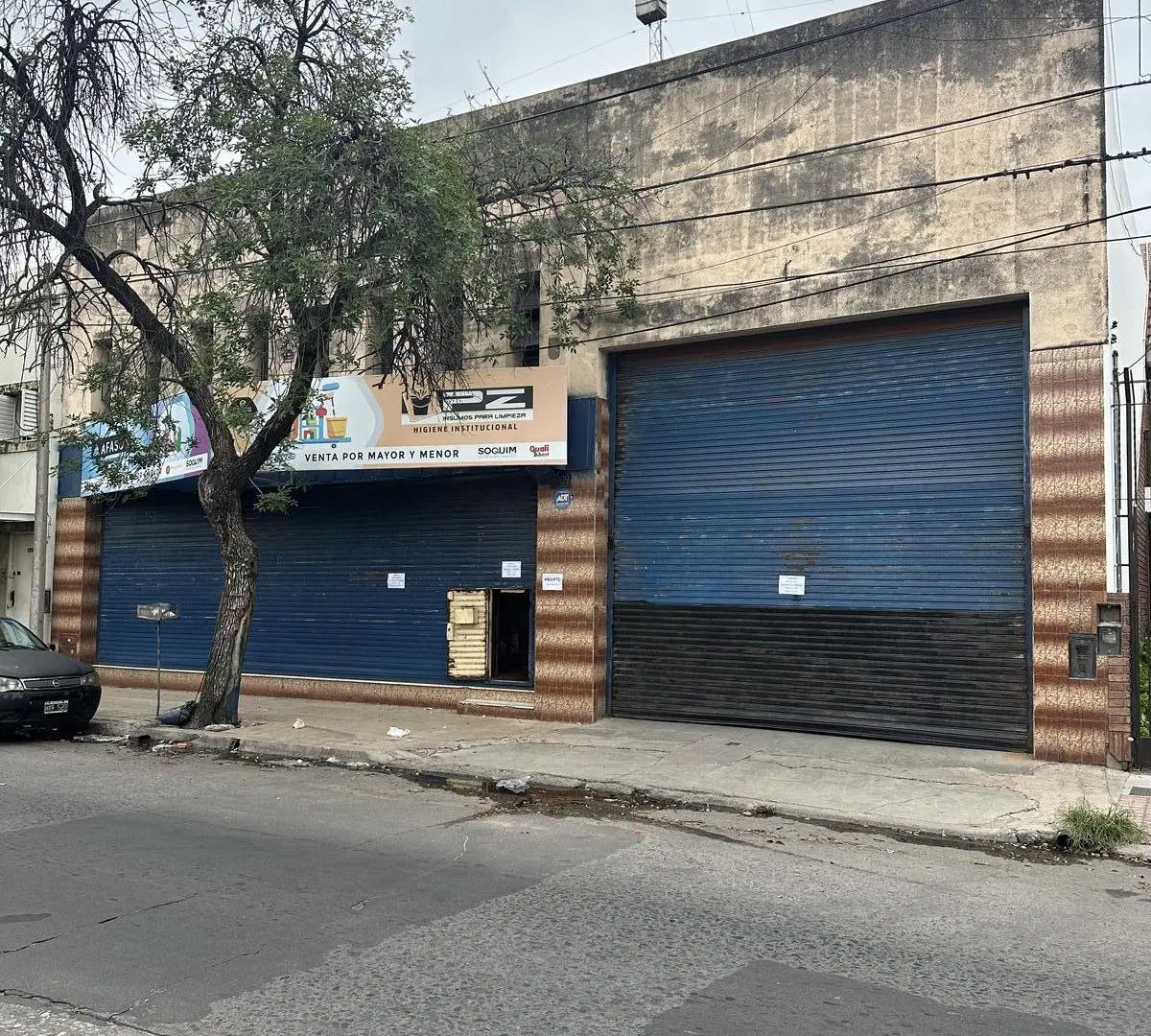 Venta Galpón con oficinas y salón comercial a metros Av Patria 3