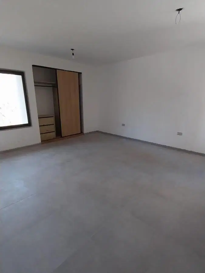 Venta casa Villa Warcalde Estrenar 3 dorm quincho pasaje Aguaducho 8