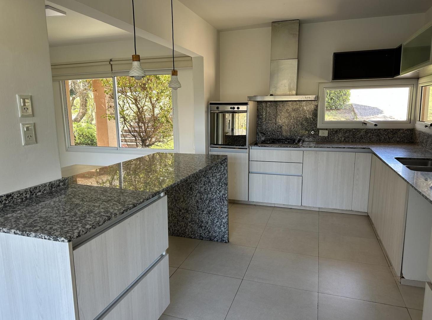 Foto de Casa una planta Country 4 Hojas Mendiolaza, imagen 3