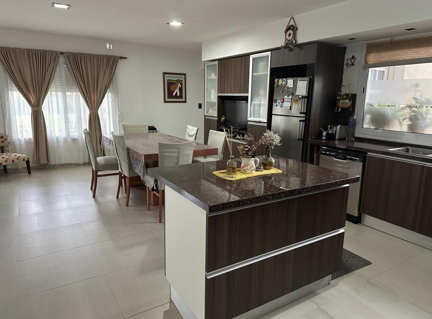 Foto de Casa Country San Isidro 3 dorm 4 baños pileta office, imagen 4