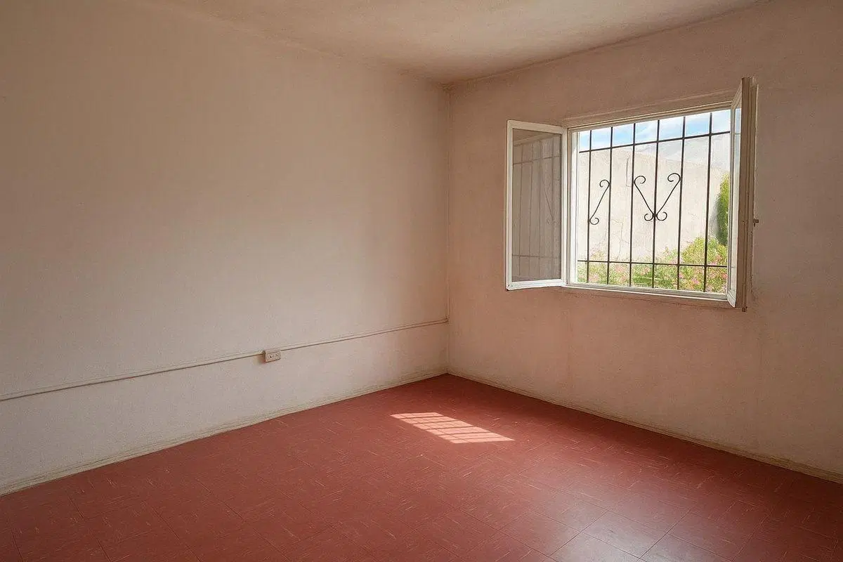 Casa en José Luro 1560 3