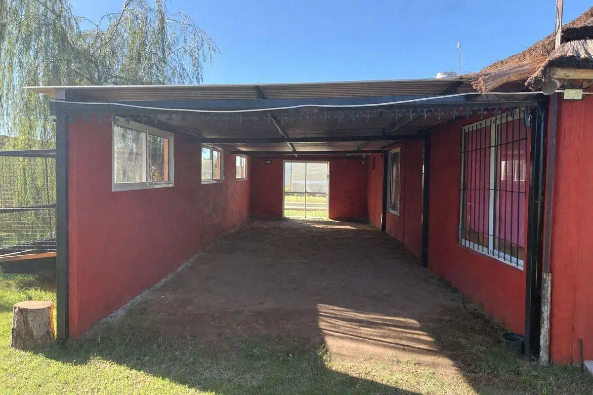 Casa quinta en calle 405 esquina 462 3