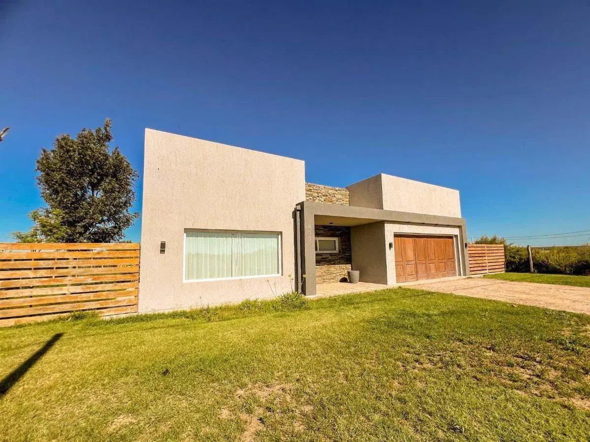 Casa Quinta en Cardo Ruso 415 2