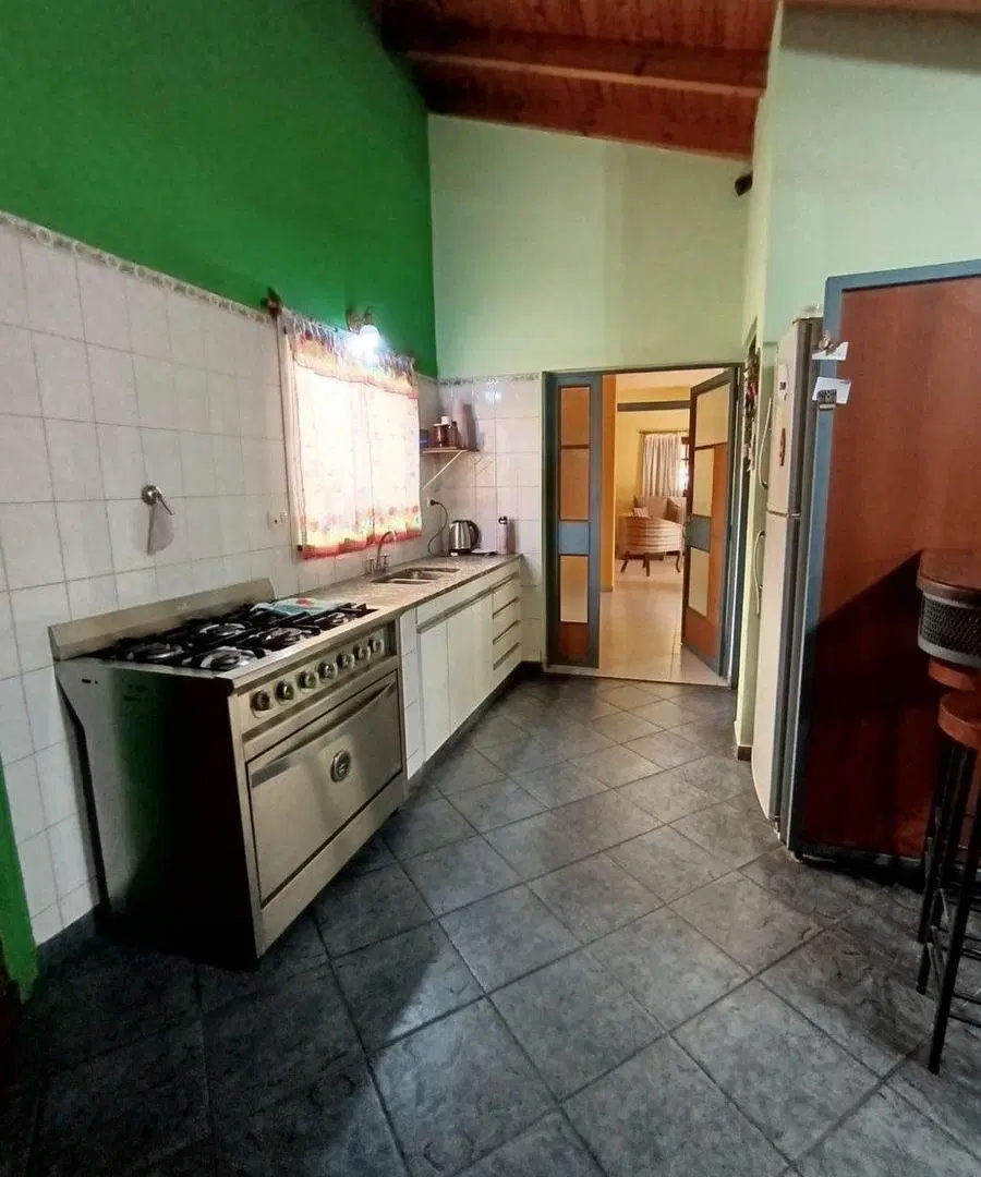 Casa Quinta Av. Perón 5183 4
