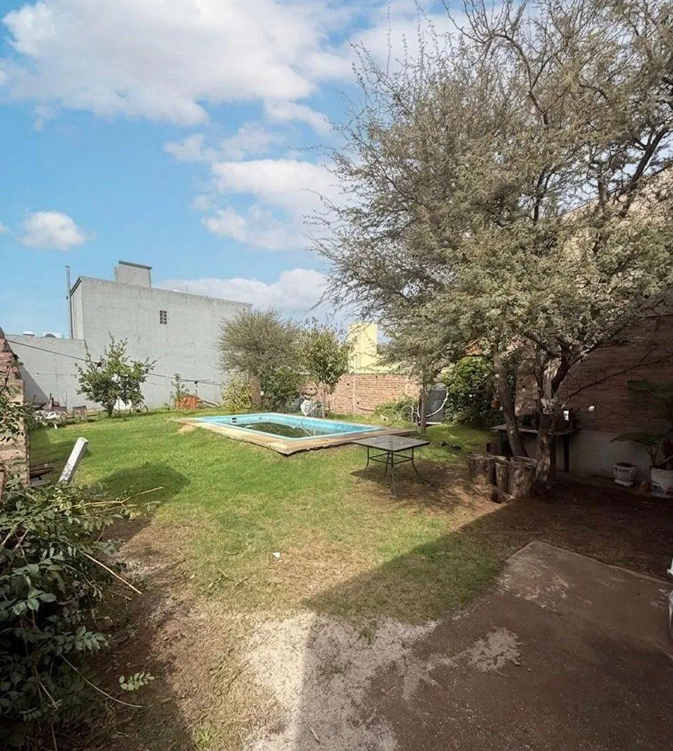 Casa en Juan Bautista Alberdi 2257 5