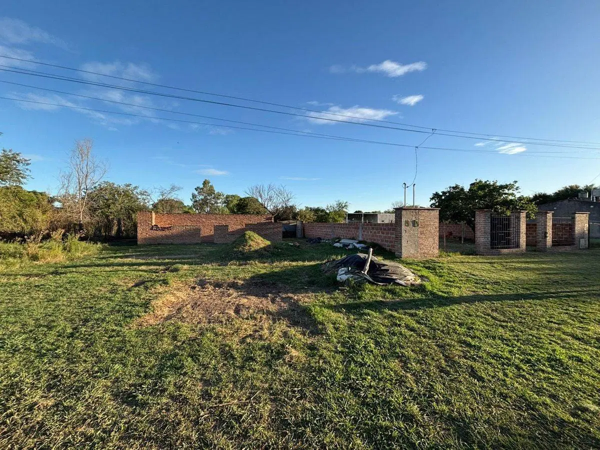 Terreno en Don Bosco 710 - Colonia Barón 3
