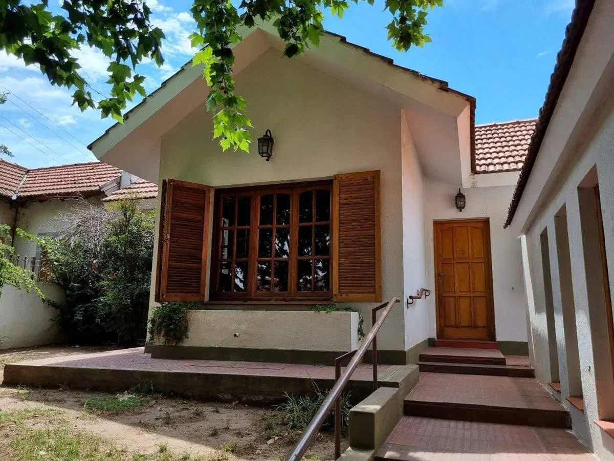Casa en Luther King 865 - B° Bella Vista 3