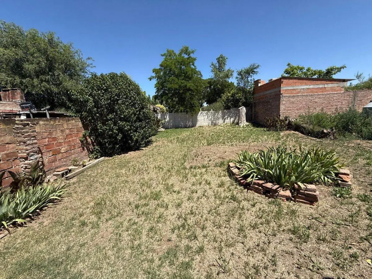 Casa Giachino 2171-  Barrio Villa Elisa 3