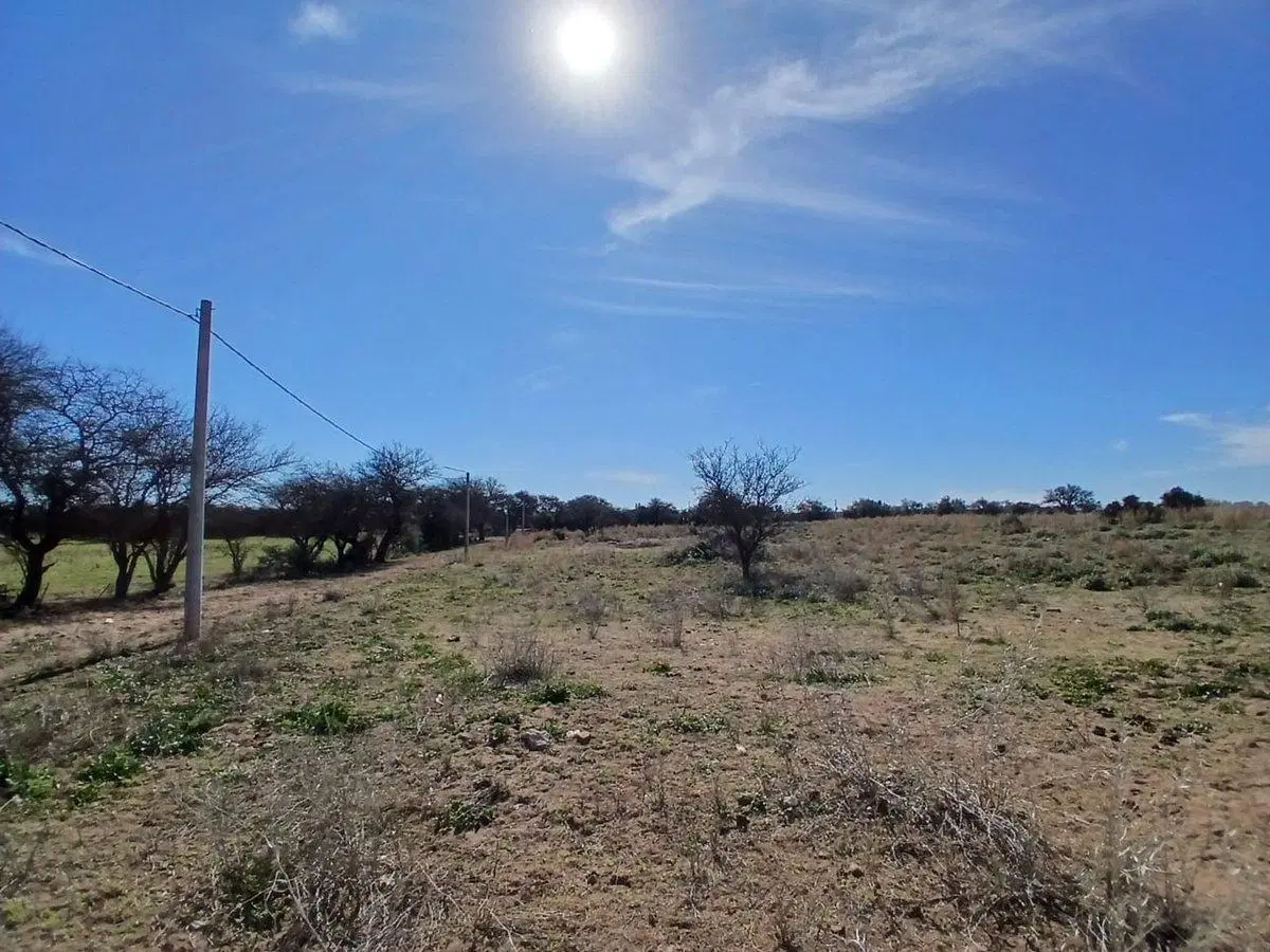 Terrenos de 1080 m2 sobre 13 de Caballería Oeste 3