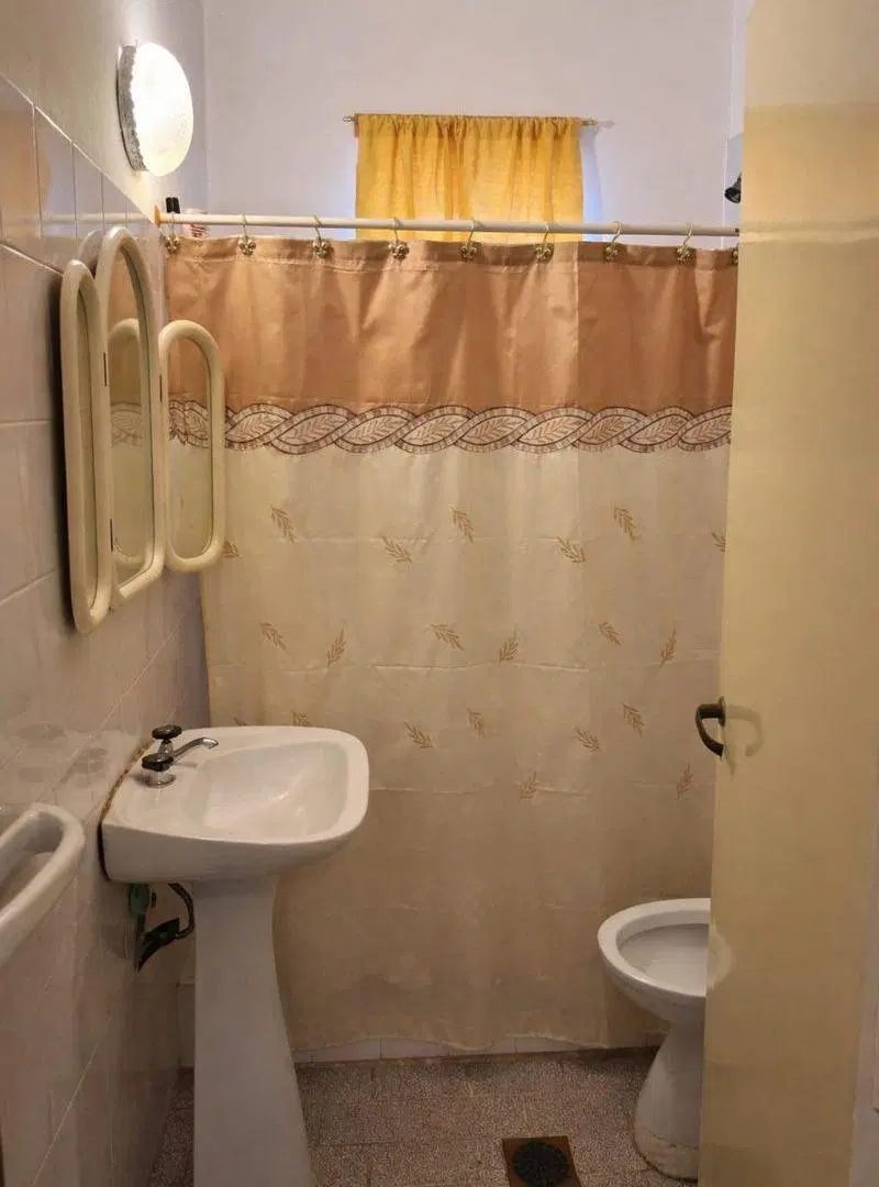 Dos casas en Juncal 831 3