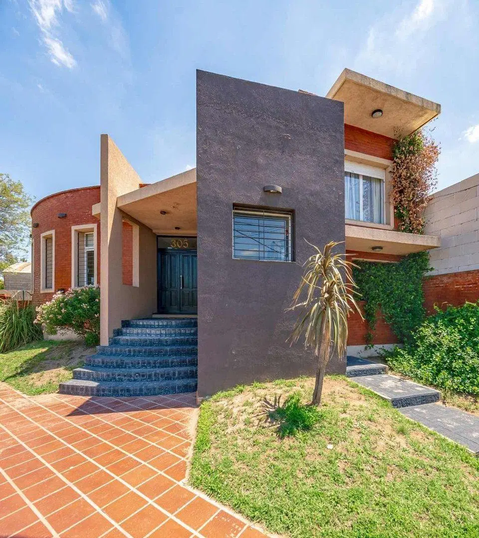 Casa en Crispiniano Fernandez 305. 5