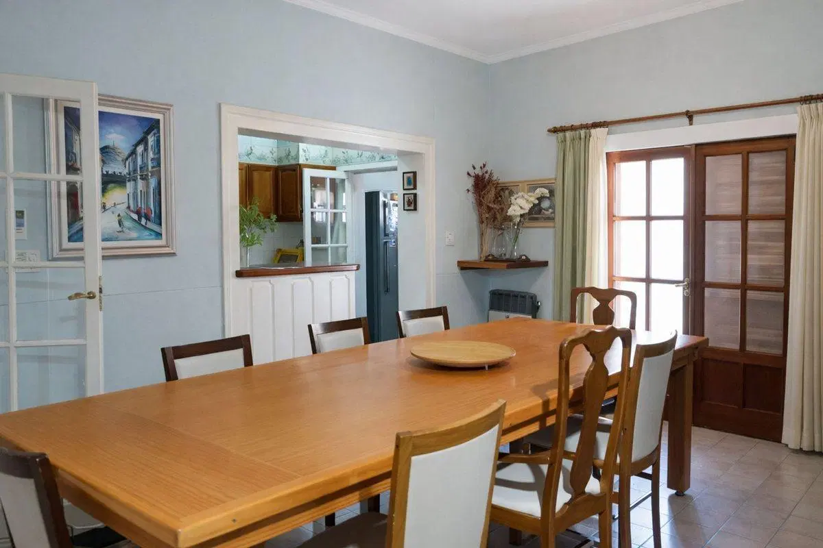 Casa en  Civit 157 entre España y Marmol 3