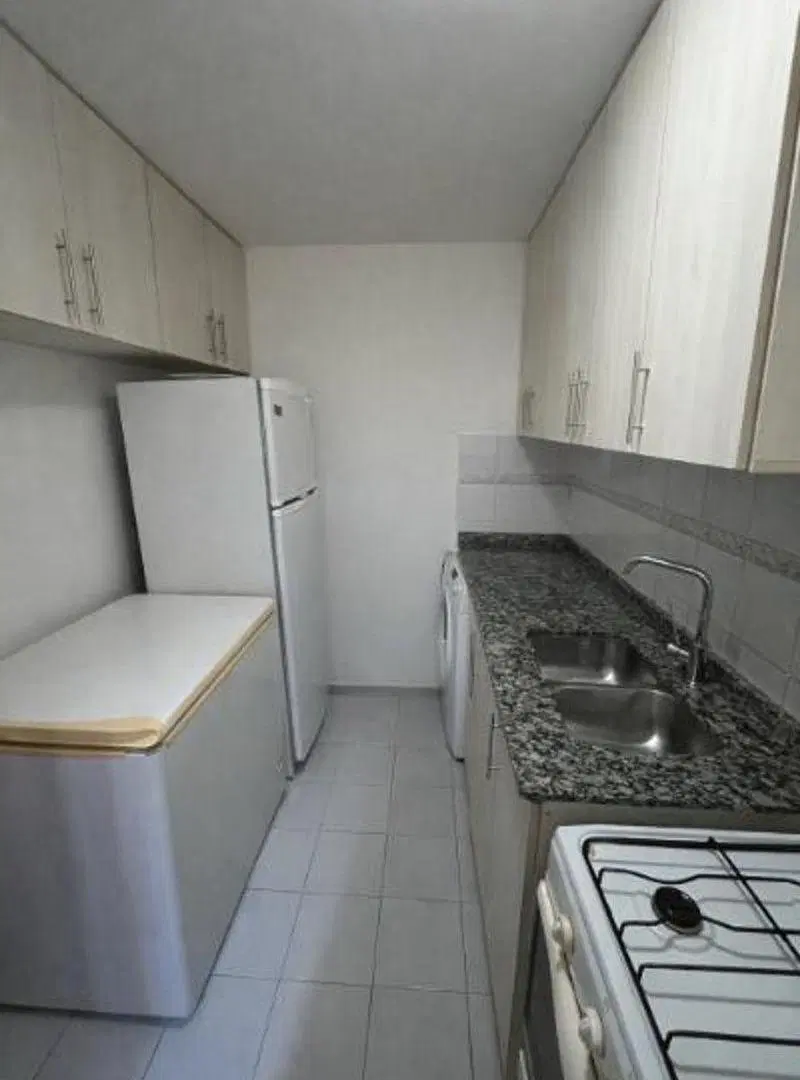 Departamento con Cochera en Garibaldi 779 2